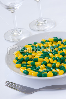 istockphoto_16612551-pills-on-a-plate.jpg